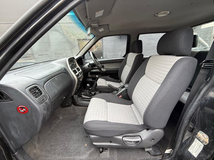 2011 Nissan Navara ST-R D22 MY10 4X4 Midnight Black