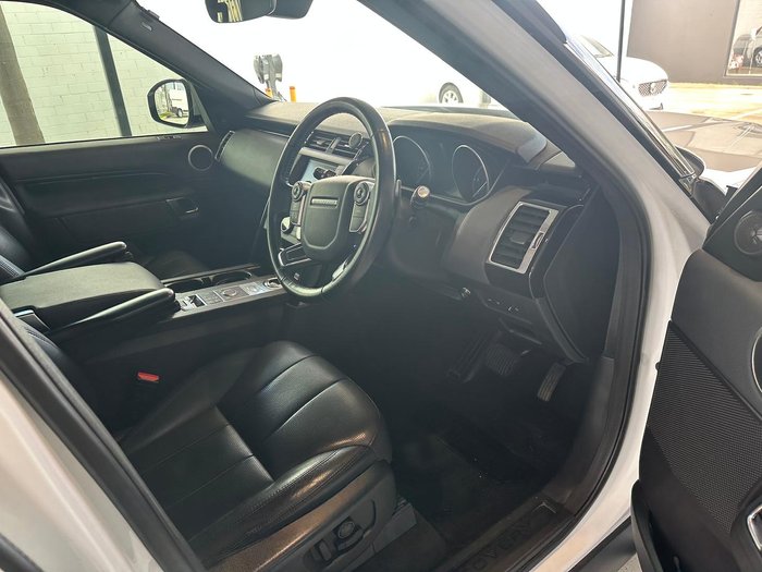 2017 Land Rover Discovery SD4 SE Series 5 MY17 4X4 Dual Range Fuji White