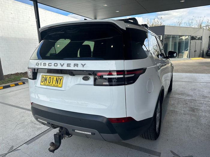 2017 Land Rover Discovery SD4 SE Series 5 MY17 4X4 Dual Range Fuji White