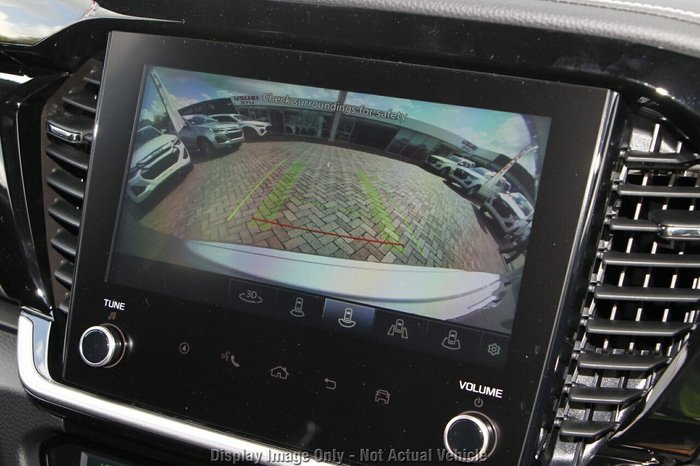 2025 Isuzu MU-X LS-T
