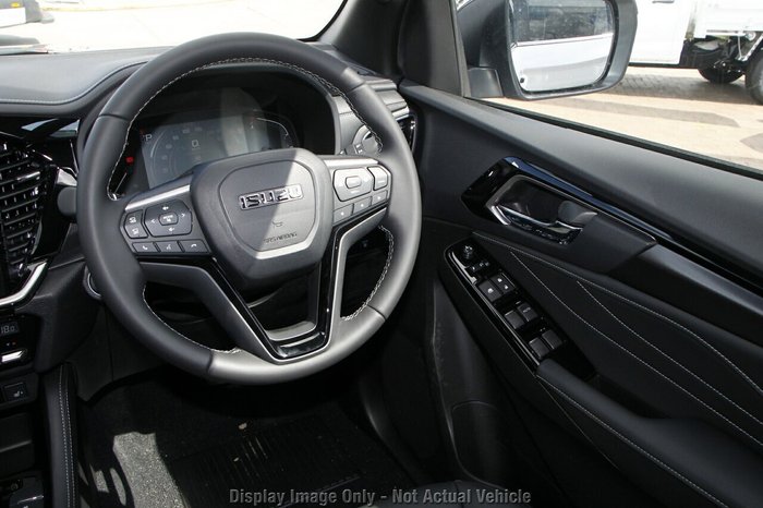 2025 Isuzu MU-X LS-T