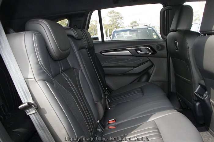 2025 Isuzu MU-X LS-T