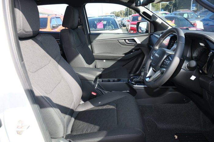 2025 Isuzu D-MAX LS-U