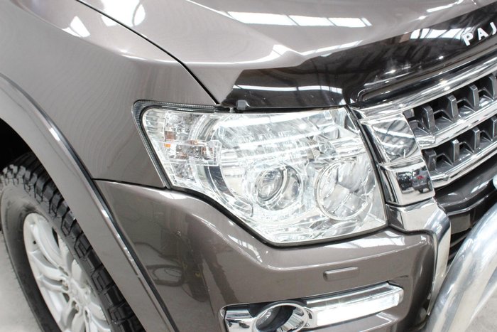 2015 Mitsubishi Pajero Exceed