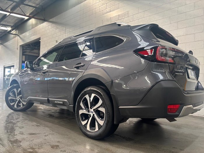 2022 Subaru Outback AWD Touring