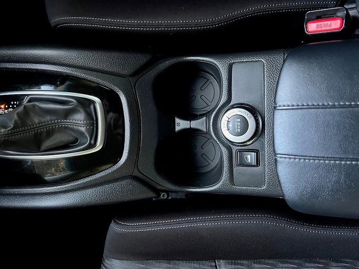 2019 Nissan X-TRAIL ST