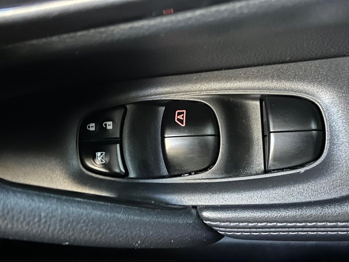 2019 Nissan X-TRAIL ST