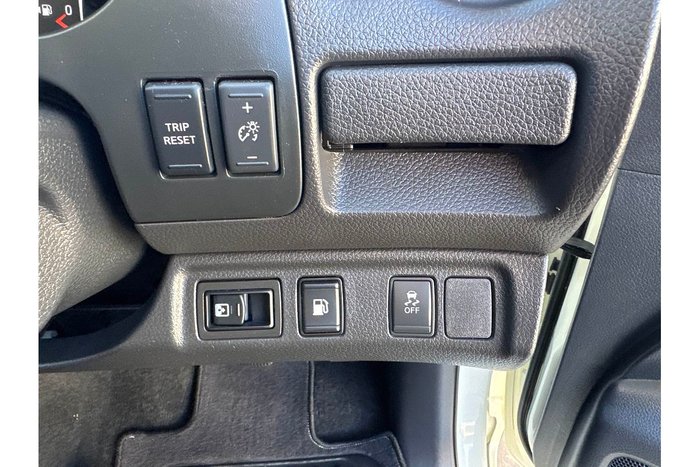 2019 Nissan Navara ST-X