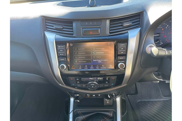 2019 Nissan Navara ST-X