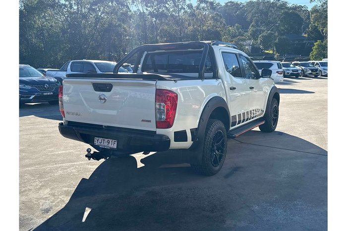 2019 Nissan Navara ST-X