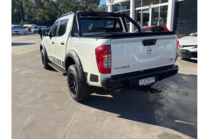 2019 Nissan Navara ST-X