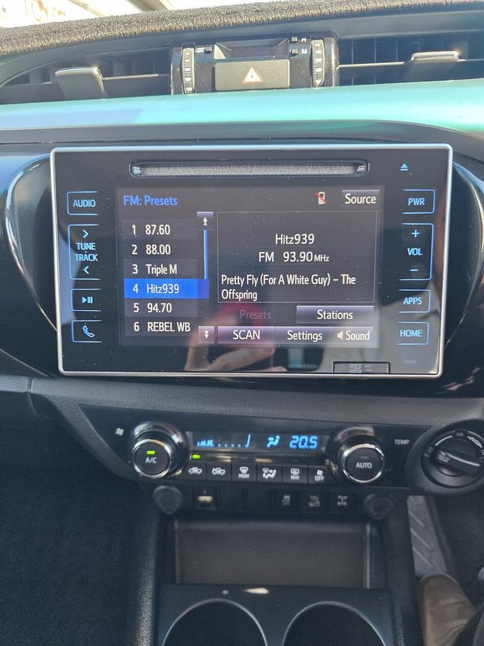 2019 Toyota Hilux SR5