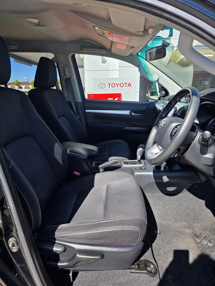 2019 Toyota Hilux SR5