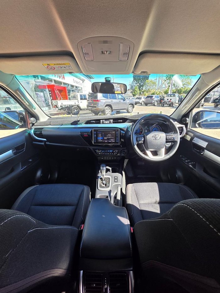 2019 Toyota Hilux SR5