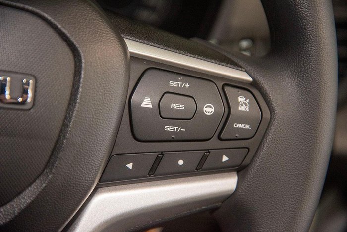 2025 Isuzu D-MAX LS-M