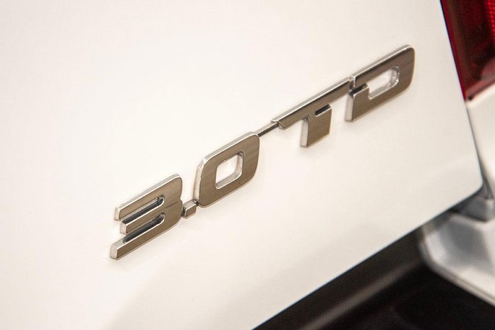 2025 Isuzu D-MAX LS-M