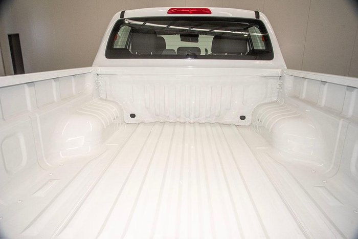 2025 Isuzu D-MAX LS-M