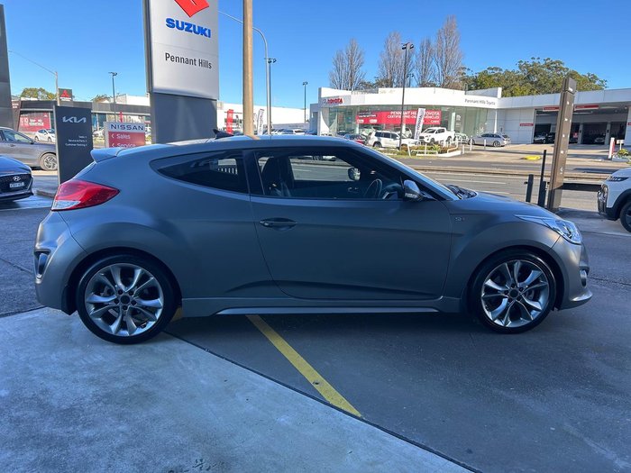 2017 Hyundai Veloster SR Turbo