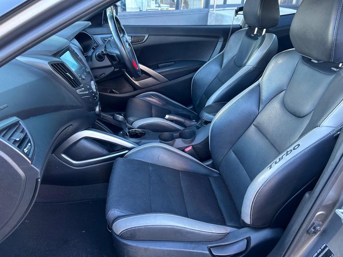 2017 Hyundai Veloster SR Turbo