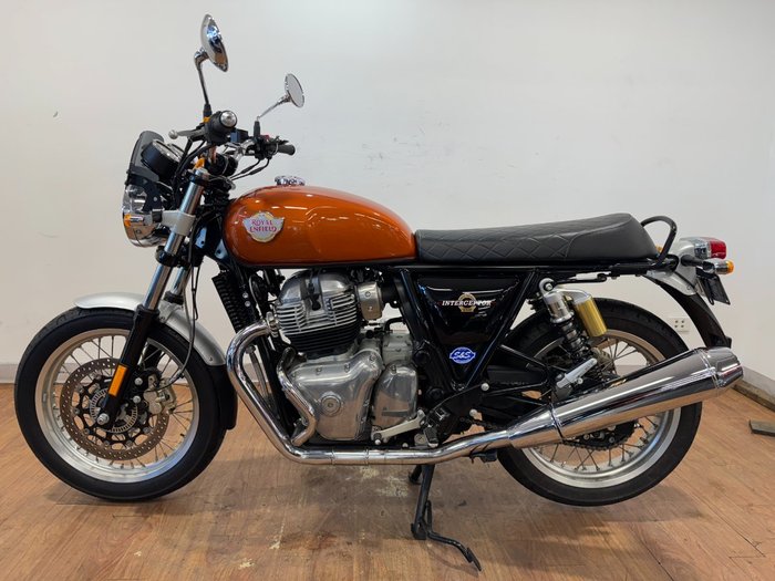 2020 Royal Enfield INTERCEPTOR 650 CLASSIC GREY