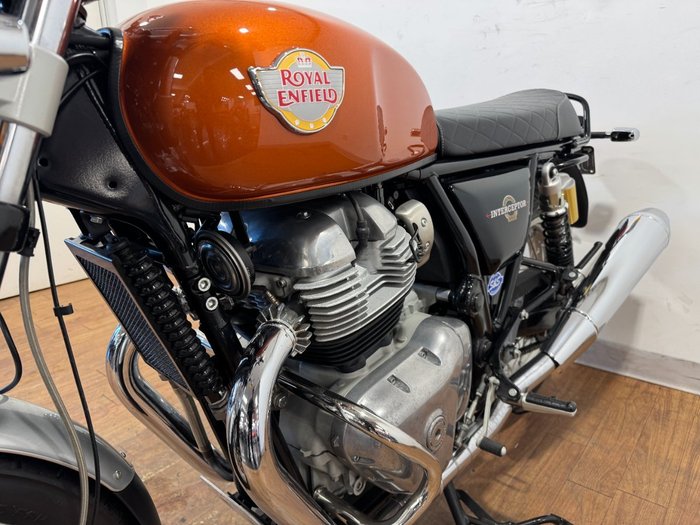 2020 Royal Enfield INTERCEPTOR 650 CLASSIC GREY