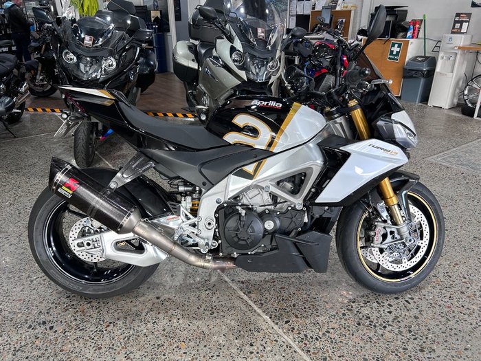 2024 Aprilia TUONO V4 Black