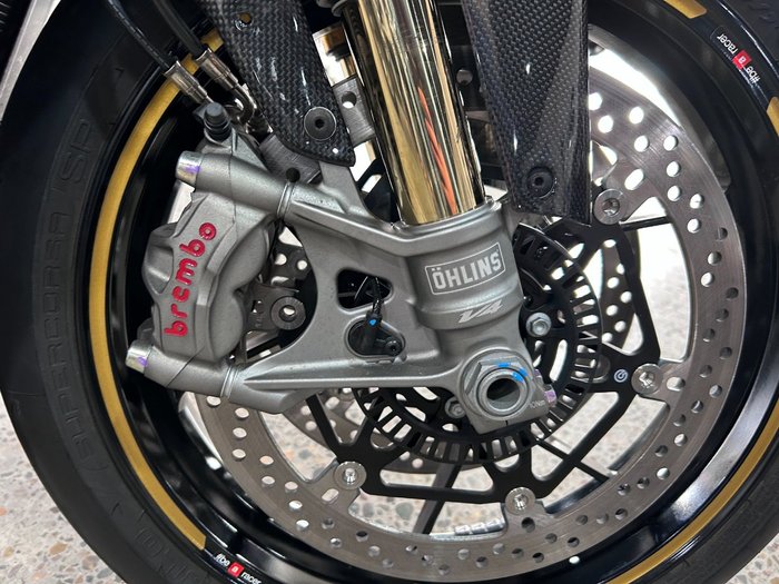 2024 Aprilia TUONO V4 Black