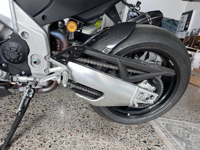 2024 Aprilia TUONO V4 Black