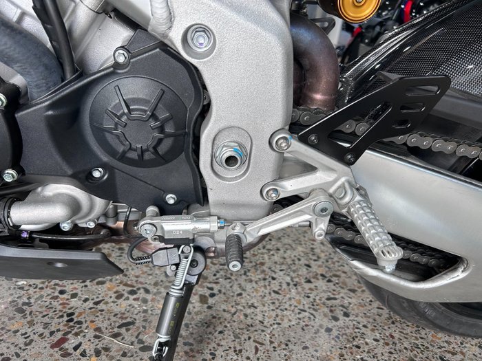 2024 Aprilia TUONO V4 Black