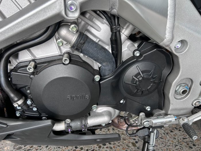 2024 Aprilia TUONO V4 Black