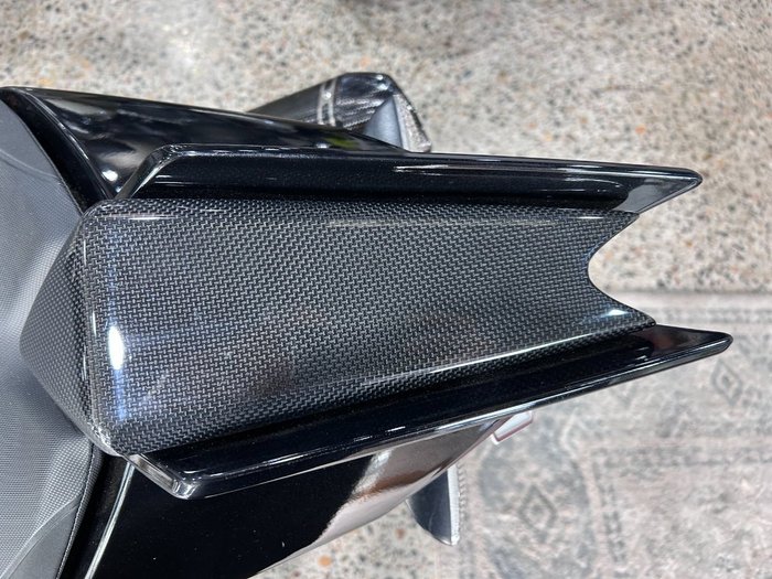 2024 Aprilia TUONO V4 Black