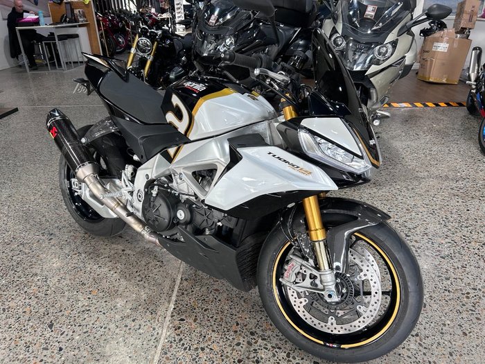 2024 Aprilia TUONO V4 Black