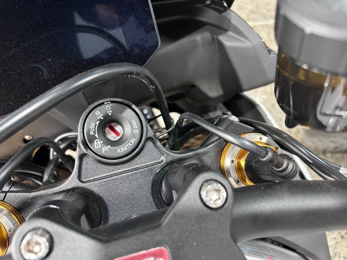 2024 Aprilia TUONO V4 Black