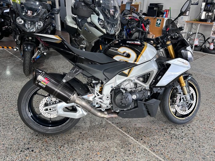 2024 Aprilia TUONO V4 Black
