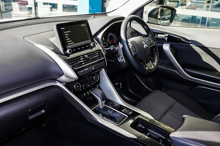 2024 Mitsubishi Eclipse Cross LS