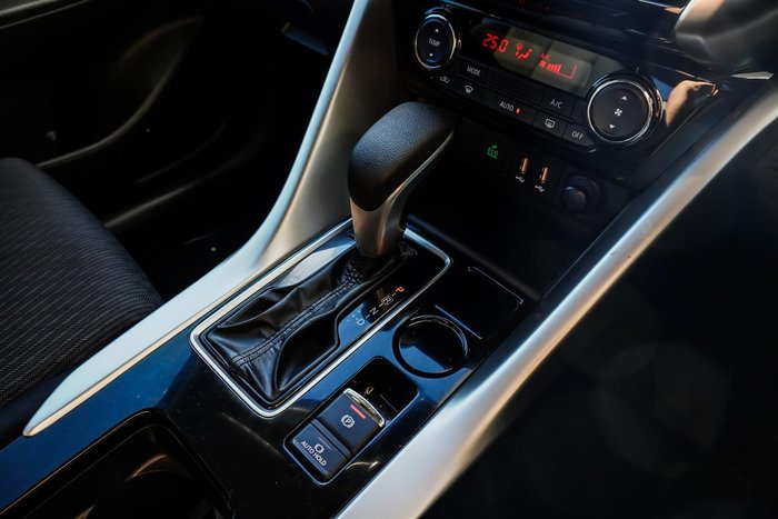 2024 Mitsubishi Eclipse Cross LS