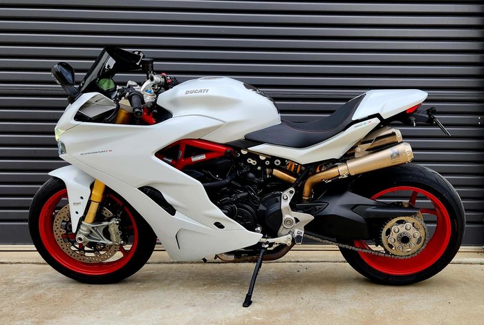 2018 Ducati SuperSport S Supersport White