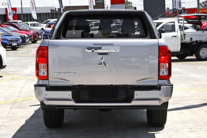2025 Mitsubishi Triton GLX-R