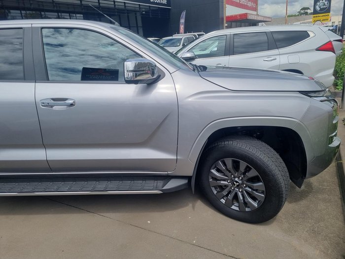 2025 Mitsubishi Triton GLS