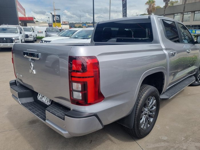 2025 Mitsubishi Triton GLS