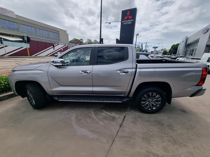 2025 Mitsubishi Triton GLS