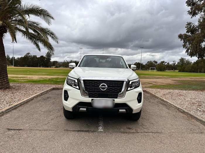 2024 Nissan Navara ST