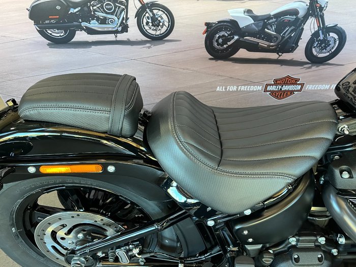 2024 Harley-davidson FXBBS STREET BOB (114) Vivid Black