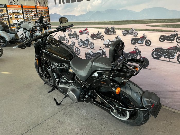 2018 Harley-davidson FXFB FAT BOB Black