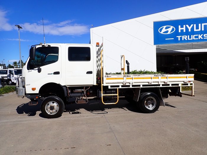 2018 HINO DUTRO 817 WHITE