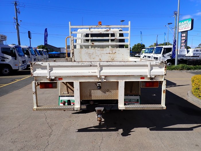 2018 HINO DUTRO 817 WHITE