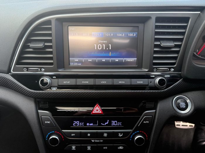 2017 Hyundai Elantra SR Turbo