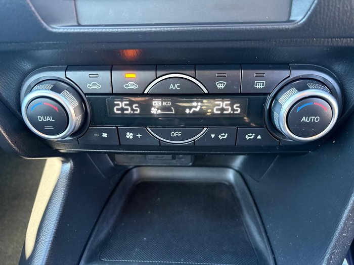 2018 Mazda 3 SP25