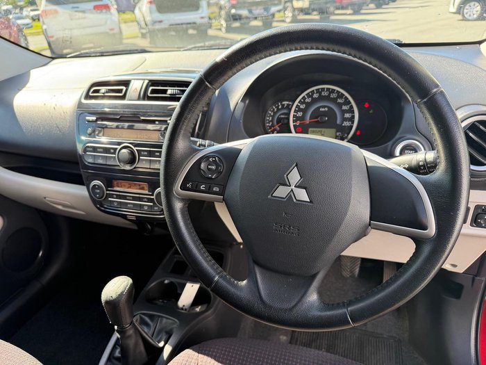 2013 Mitsubishi Mirage LS