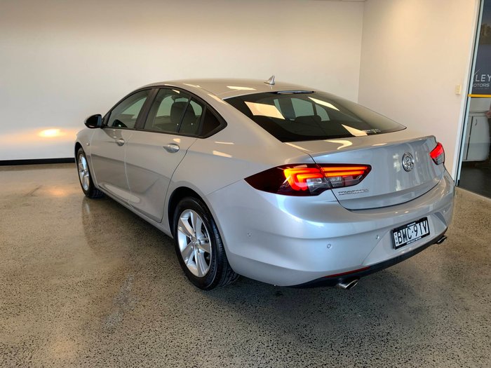 2020 HOLDEN COMMODORE LT